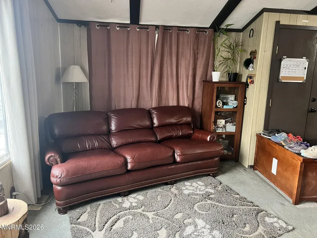 6125 Chimney Sun Valley NV 89433