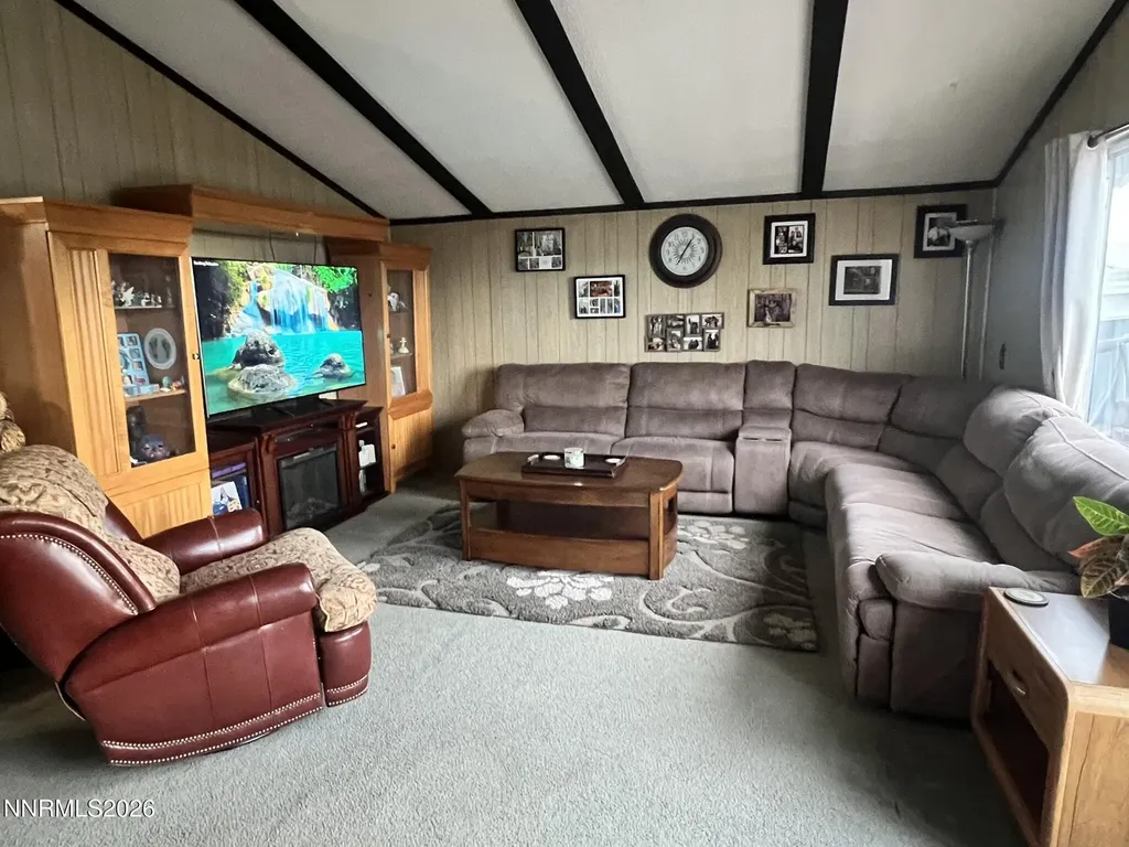 6125 Chimney Sun Valley NV 89433