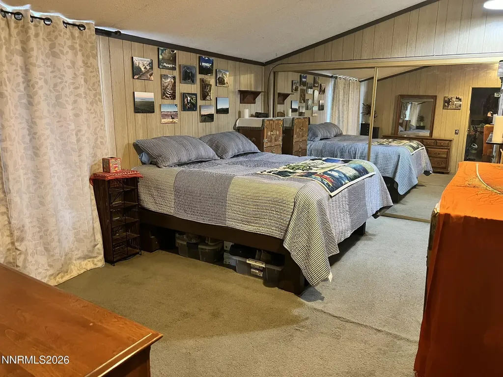 6125 Chimney Sun Valley NV 89433