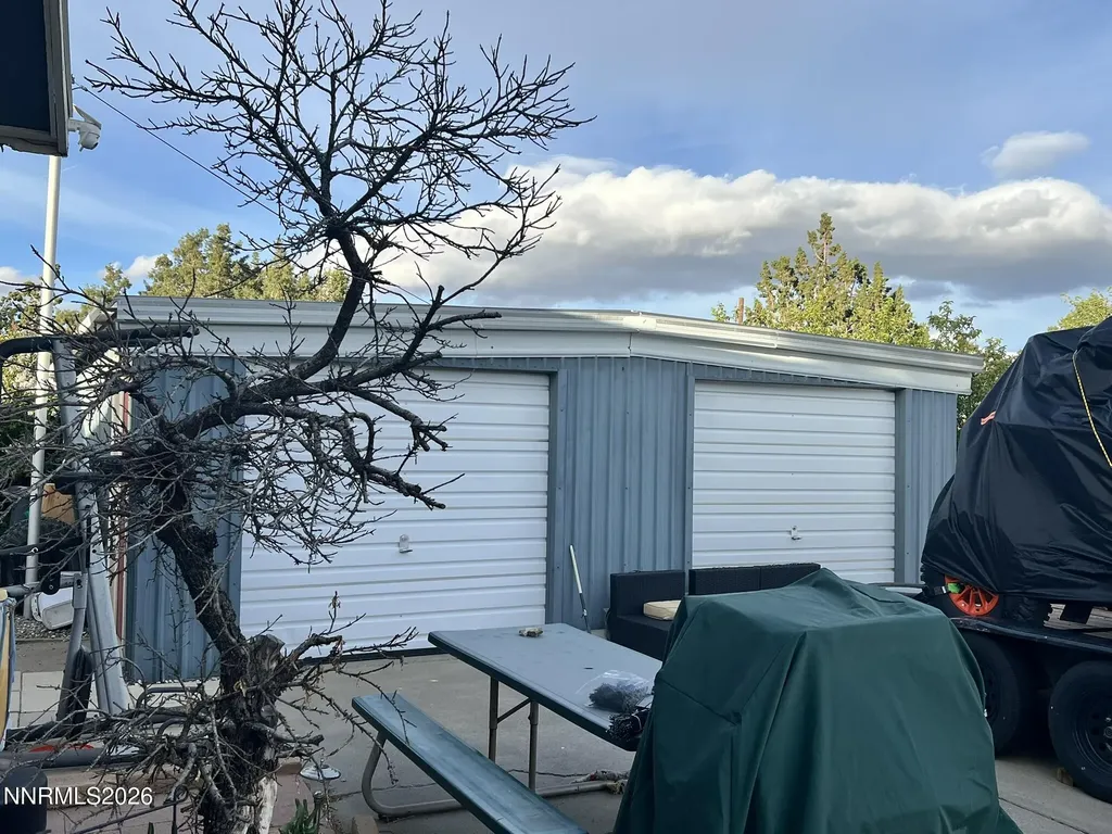 6125 Chimney Sun Valley NV 89433