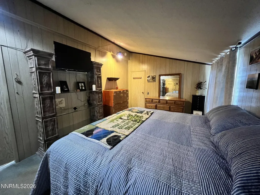 6125 Chimney Sun Valley NV 89433