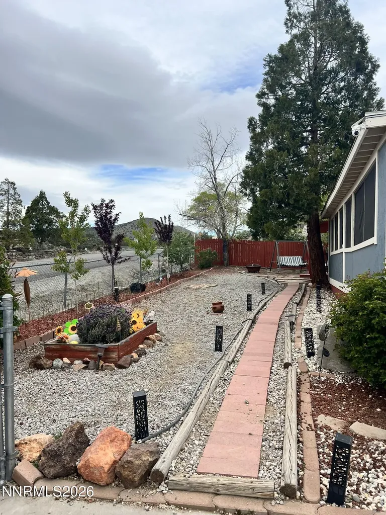 6125 Chimney Sun Valley NV 89433