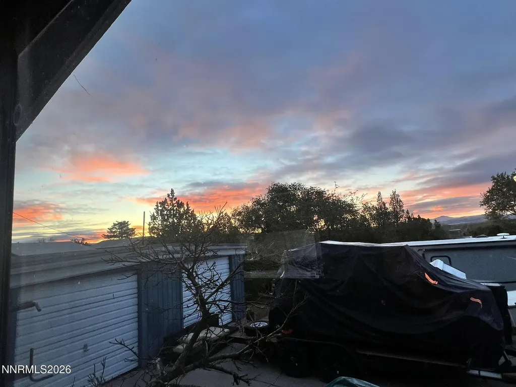 6125 Chimney Sun Valley NV 89433