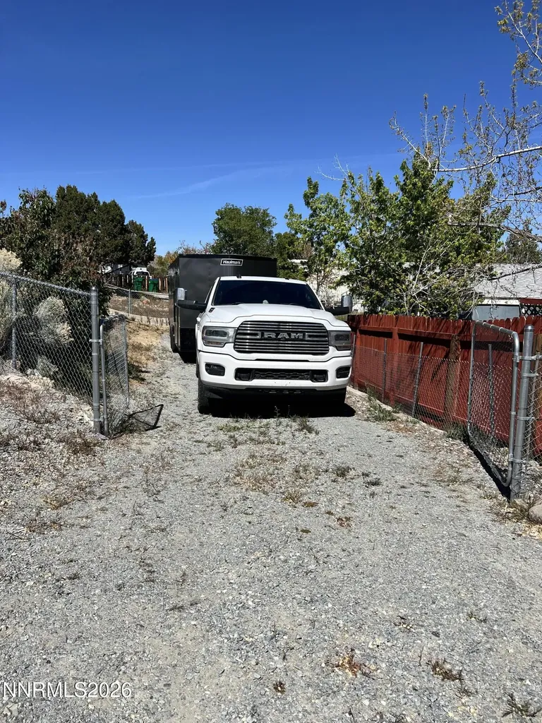 6125 Chimney Sun Valley NV 89433