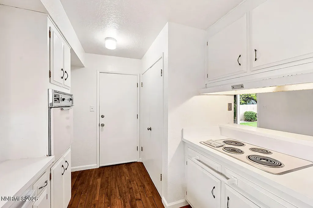 281 Devere Sparks NV 89431