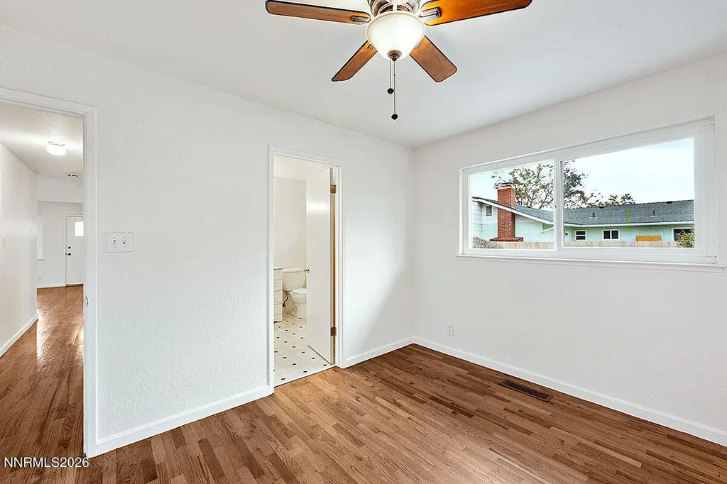 281 Devere Sparks NV 89431