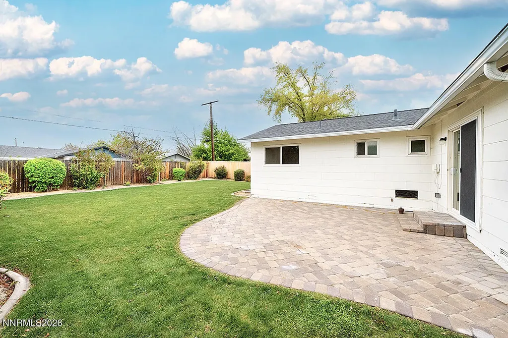 281 Devere Sparks NV 89431