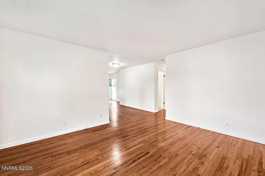 281 Devere Sparks NV 89431