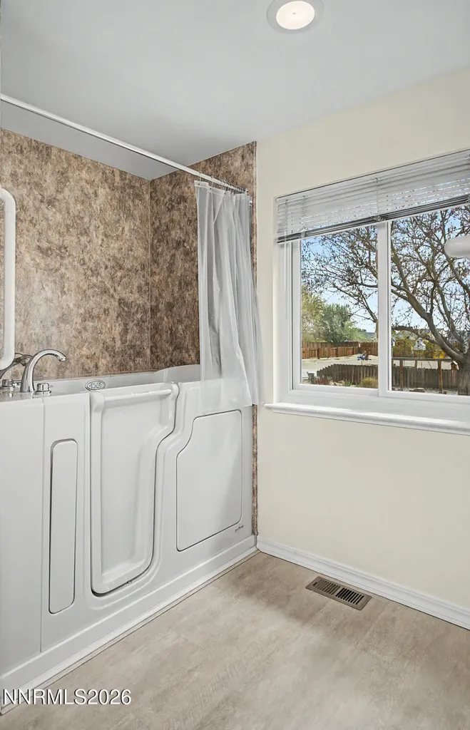 1100 Venturacci Fallon NV 89406