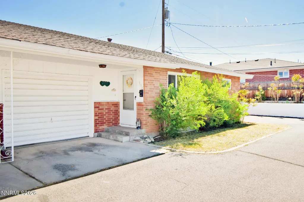 962 Roberts Reno NV 89502