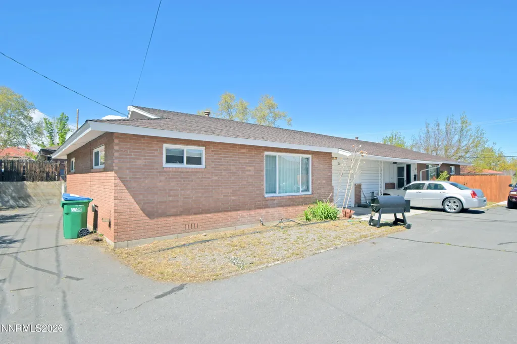 998 Roberts Reno NV 89502