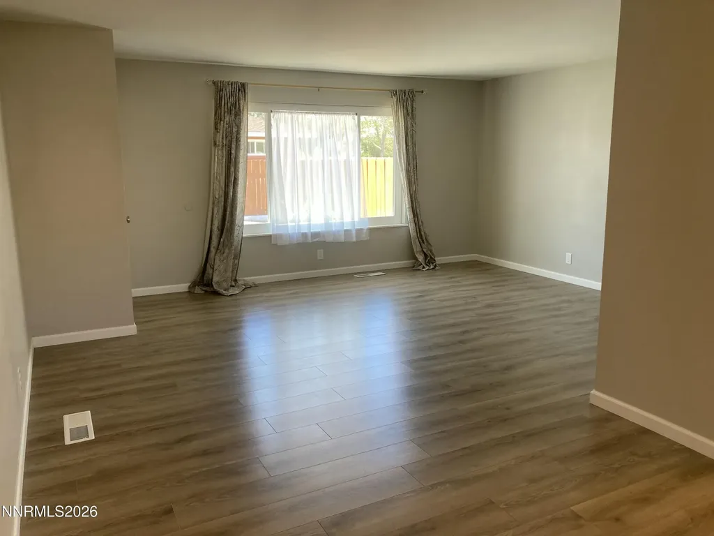 998 Roberts Reno NV 89502