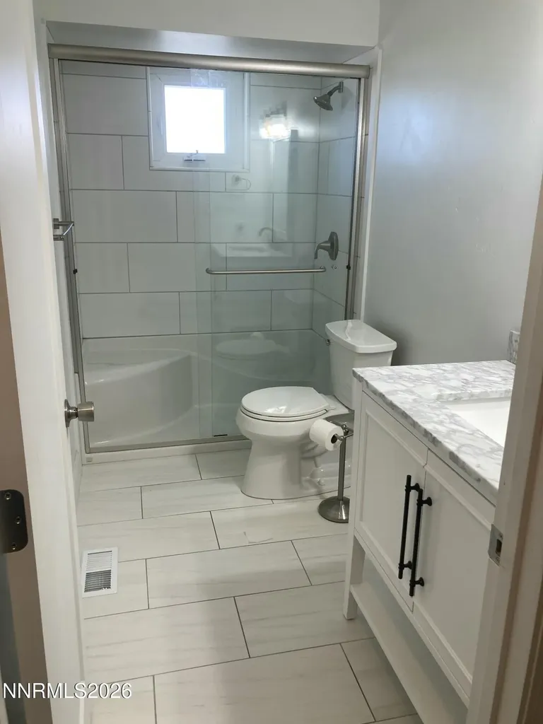 998 Roberts Reno NV 89502