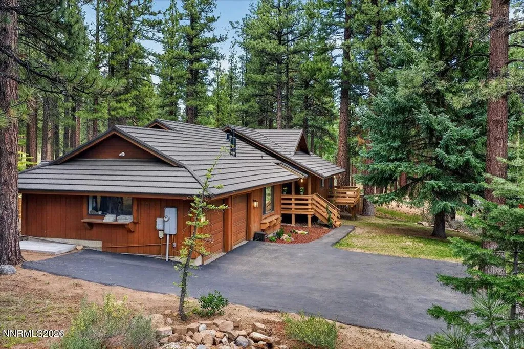 805 Joy Lake Reno NV 89511