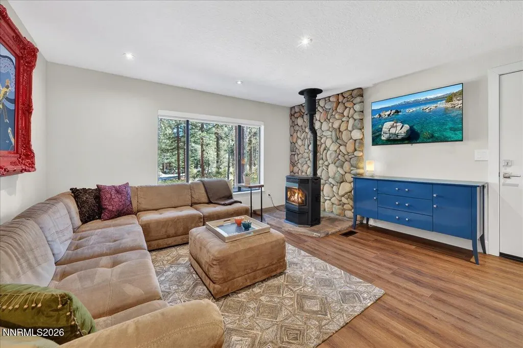 805 Joy Lake Reno NV 89511