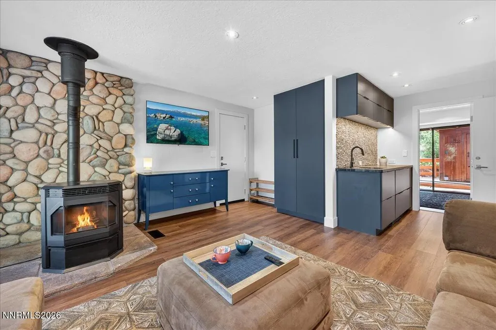 805 Joy Lake Reno NV 89511