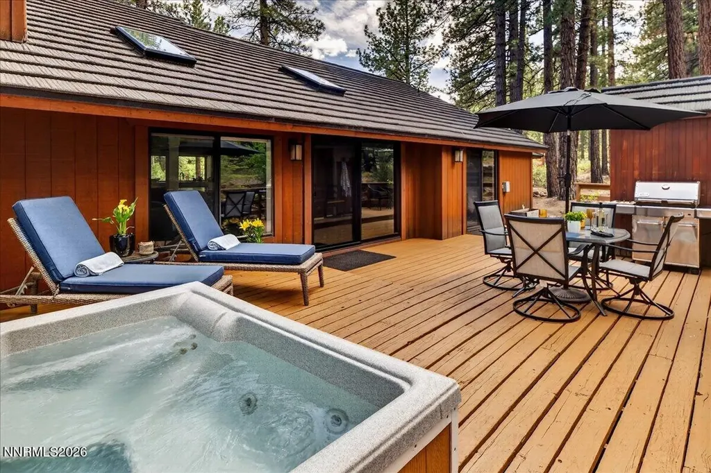 805 Joy Lake Reno NV 89511