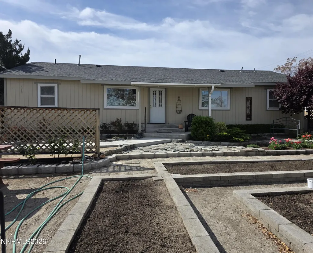 359 E Hawthorne NV 89415