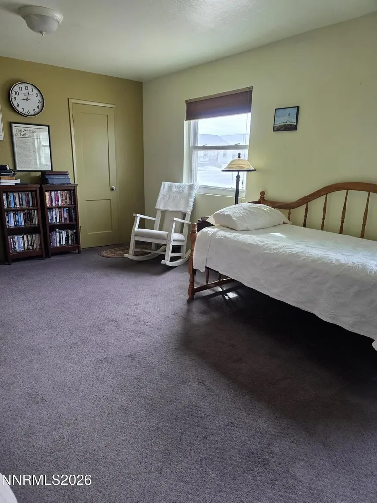 359 E Hawthorne NV 89415