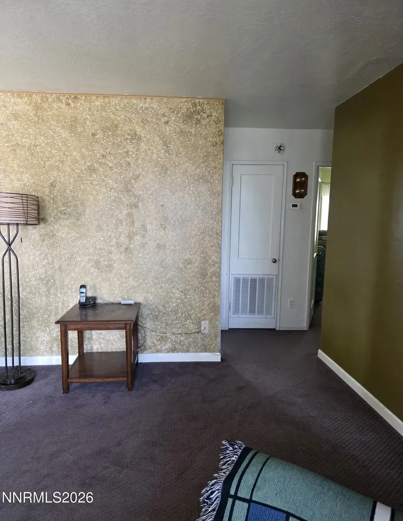 359 E Hawthorne NV 89415