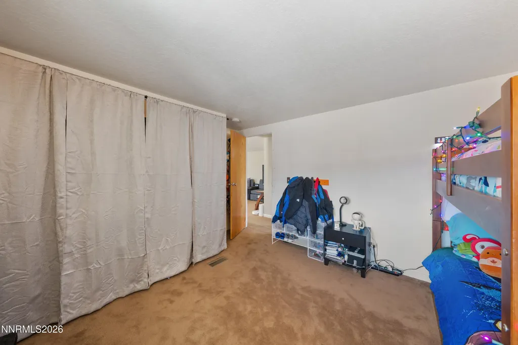 17505 Fantail Reno NV 89508
