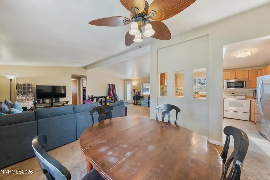 17505 Fantail Reno NV 89508