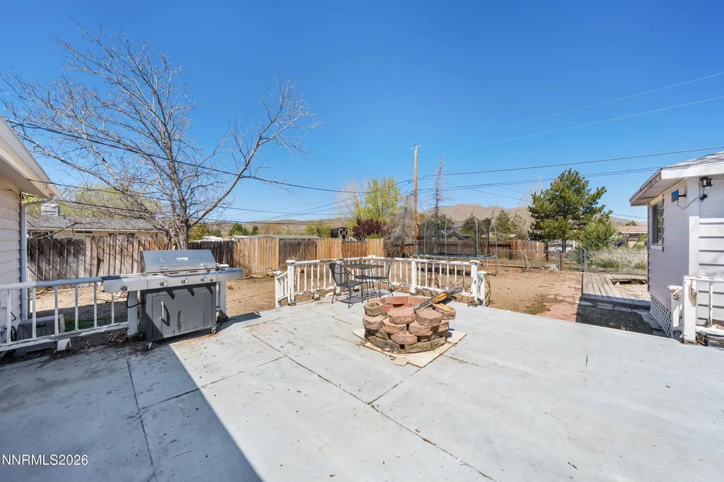 17505 Fantail Reno NV 89508