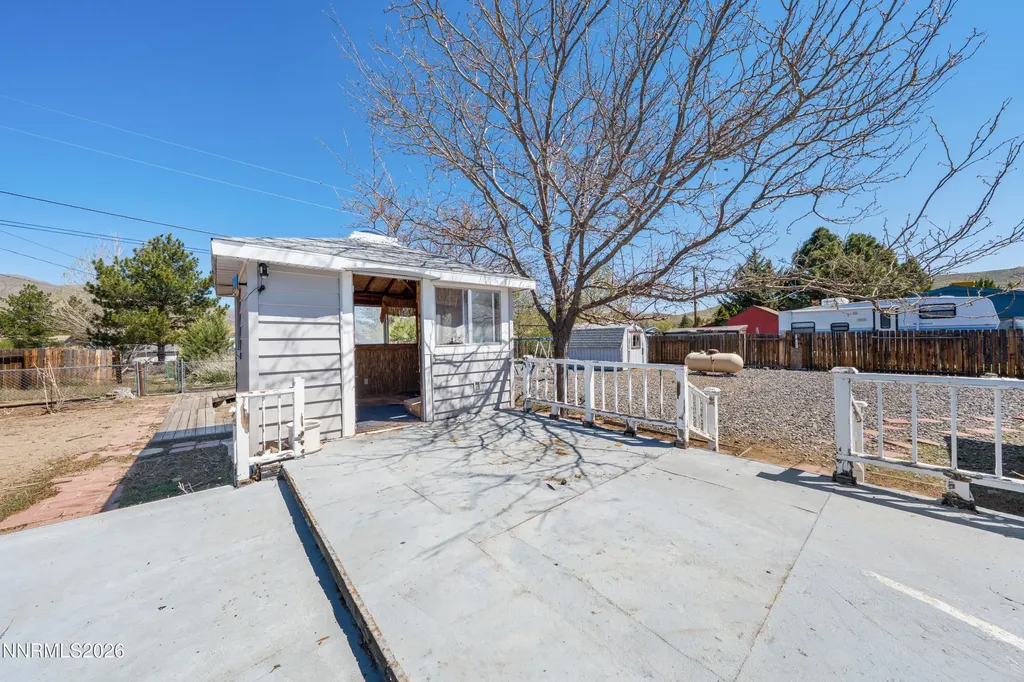17505 Fantail Reno NV 89508