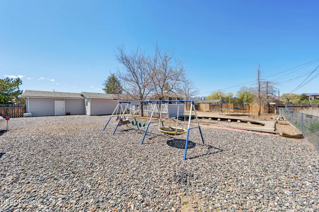 17505 Fantail Reno NV 89508