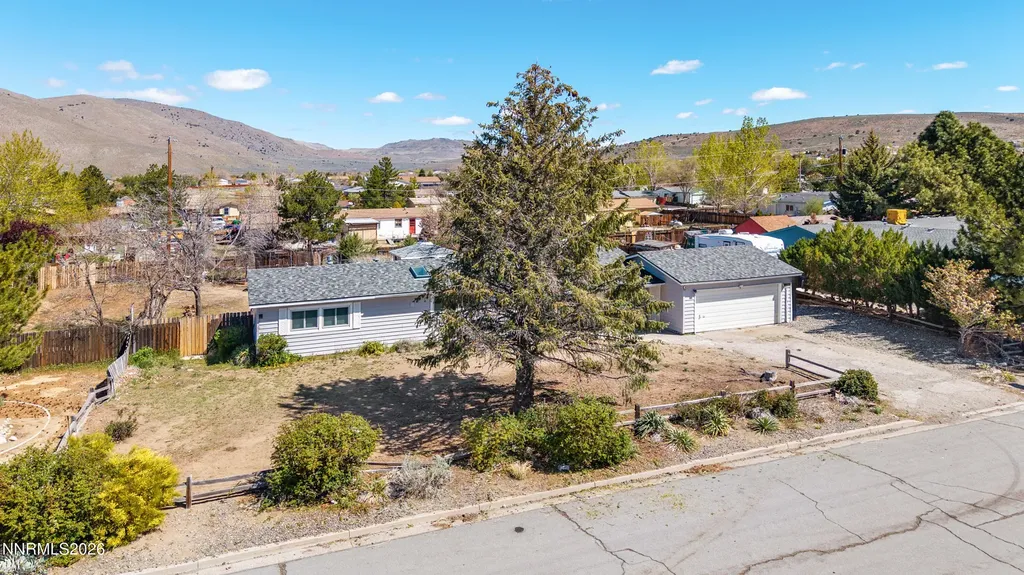 17505 Fantail Reno NV 89508