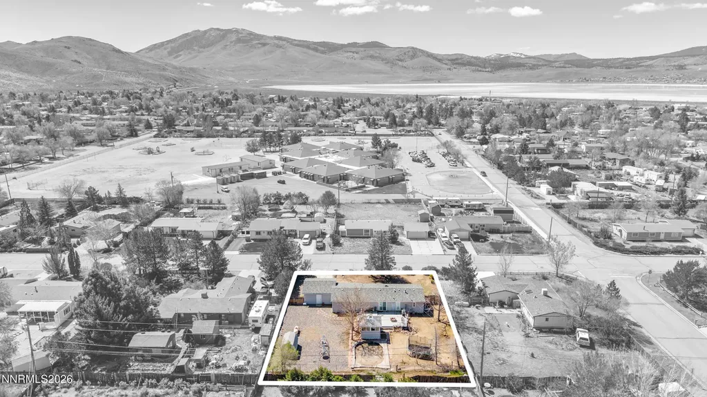 17505 Fantail Reno NV 89508