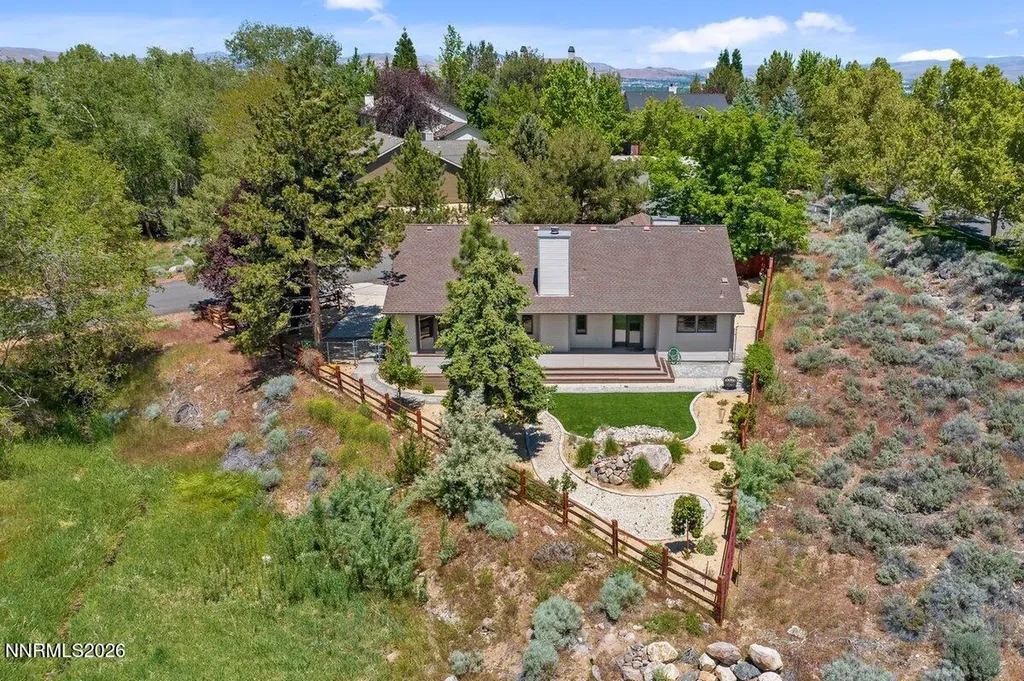 6304 Meadow Creek Reno NV 89519