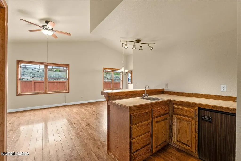6304 Meadow Creek Reno NV 89519