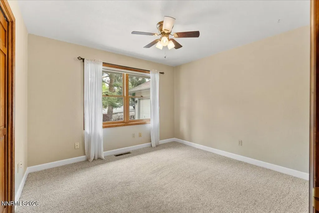 6304 Meadow Creek Reno NV 89519
