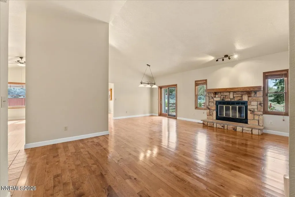6304 Meadow Creek Reno NV 89519
