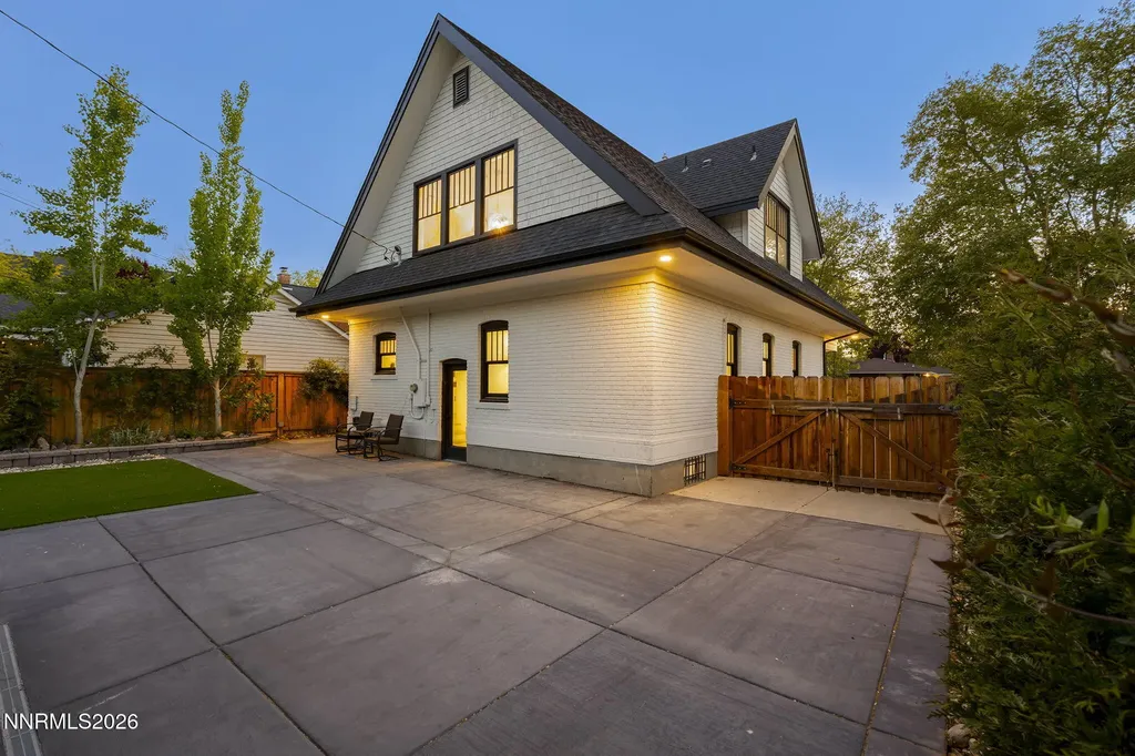 740 Manor Reno NV 89509