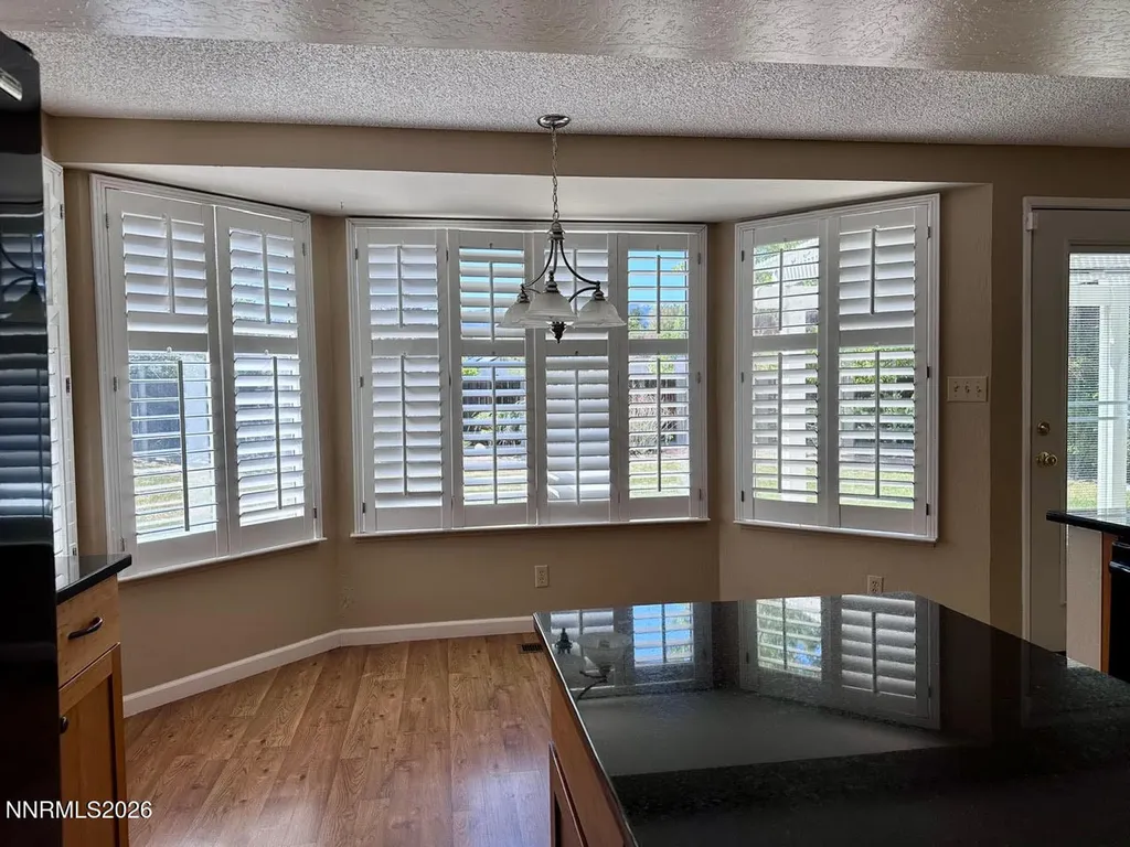 6477 Valley Wood Reno NV 89523