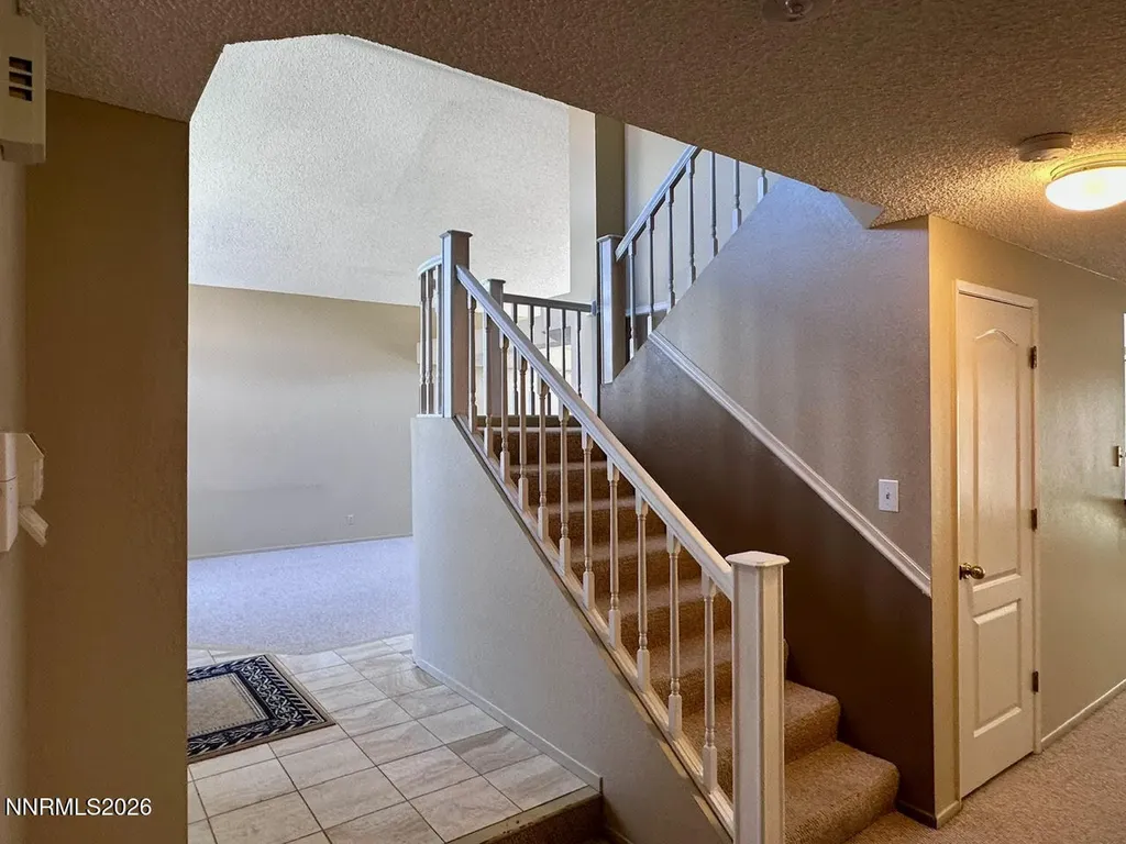 6477 Valley Wood Reno NV 89523
