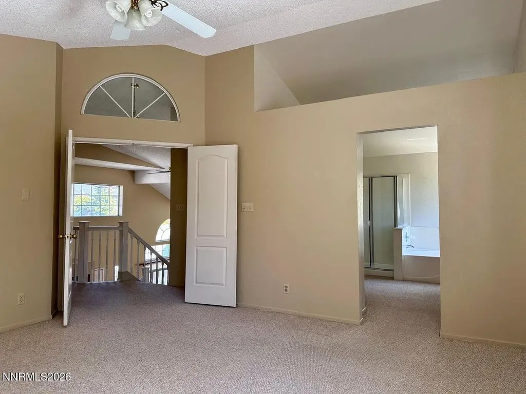 6477 Valley Wood Reno NV 89523