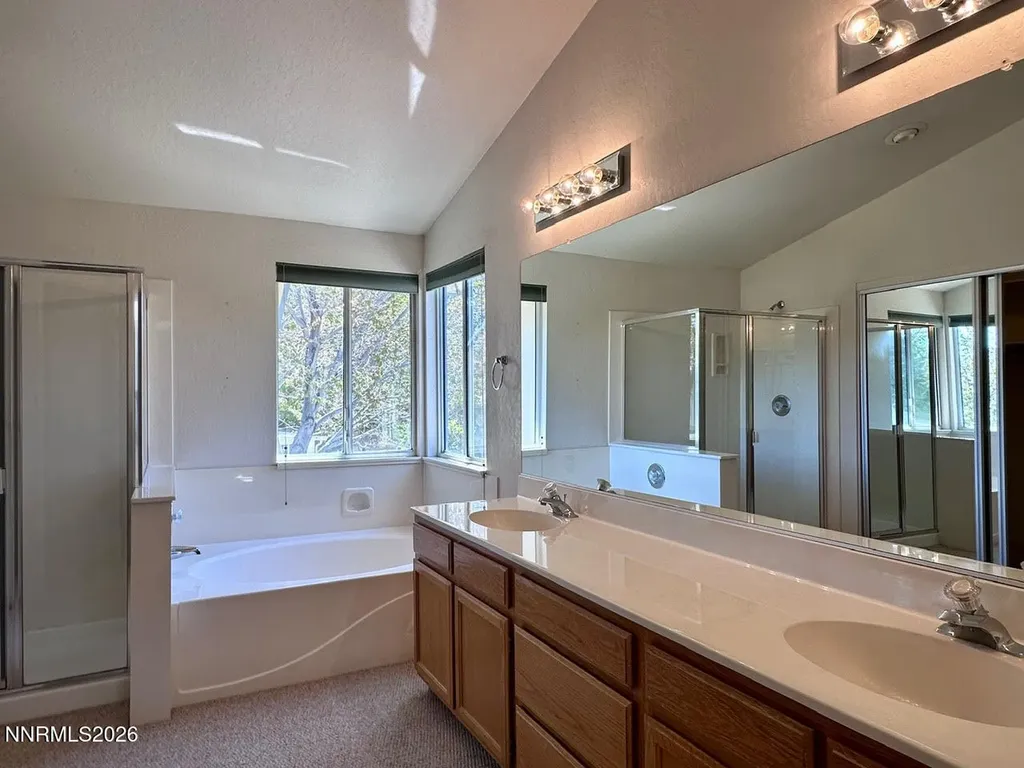6477 Valley Wood Reno NV 89523