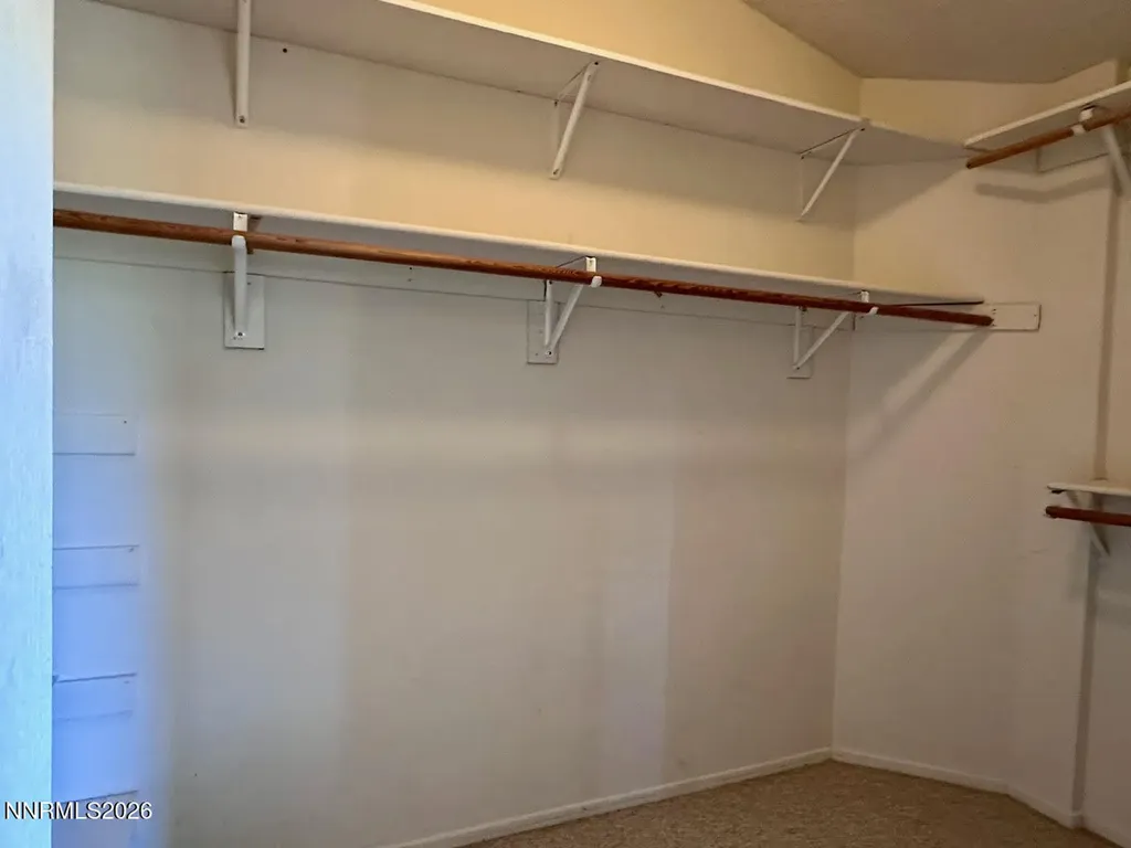 6477 Valley Wood Reno NV 89523
