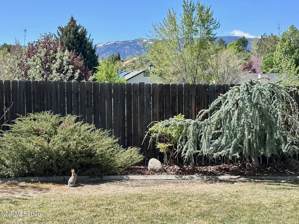 6477 Valley Wood Reno NV 89523