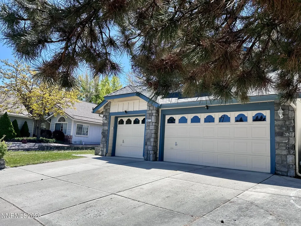 6477 Valley Wood Reno NV 89523
