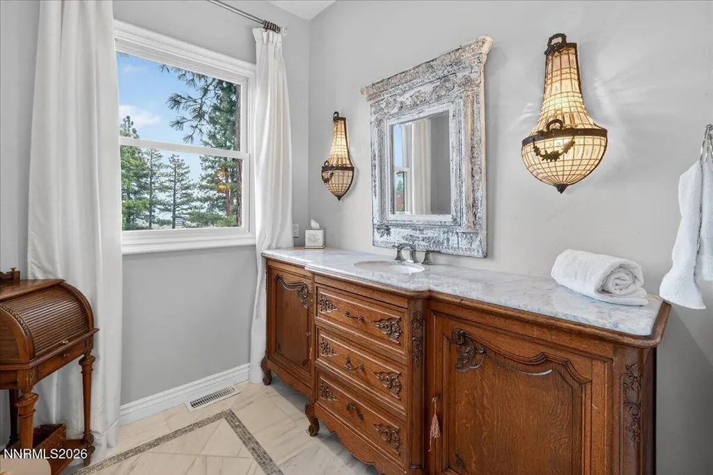 375 Timbercreek Reno NV 89511