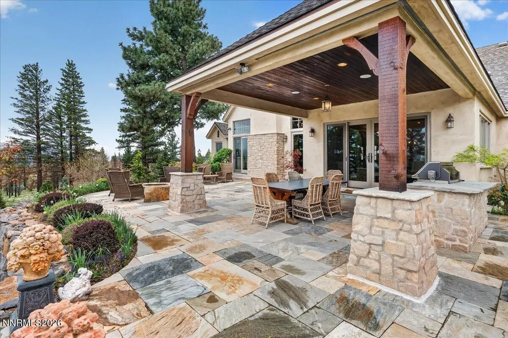 375 Timbercreek Reno NV 89511