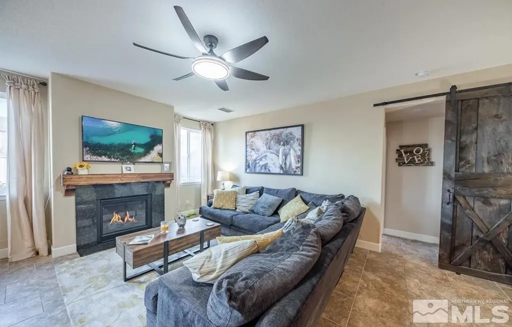10712 Ridgebrook Reno NV 89521
