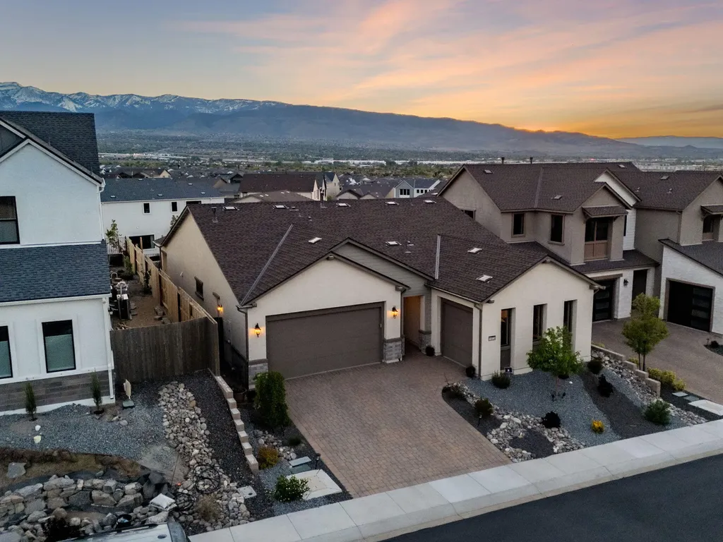 15025 Iron River Reno NV 89521