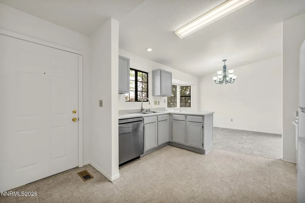 8614 Strutter Reno NV 89506