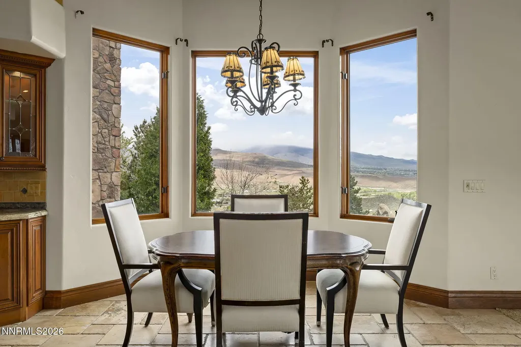 17300 Majestic View Reno NV 89521