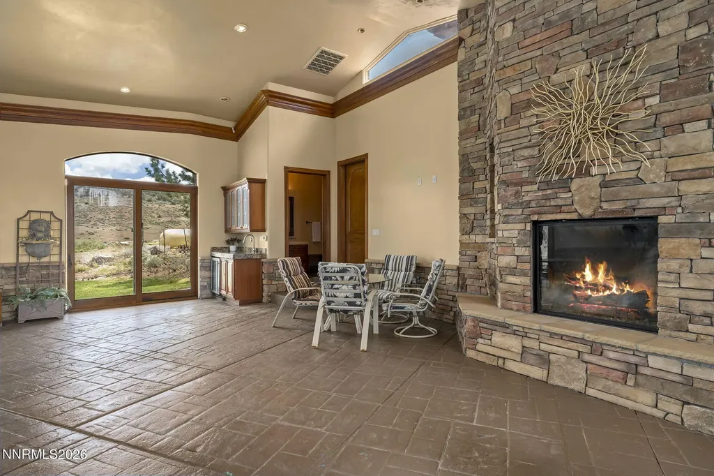 17300 Majestic View Reno NV 89521